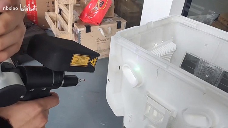 高精度意大利便携式关节臂三维激光扫描仪产品扫描演示